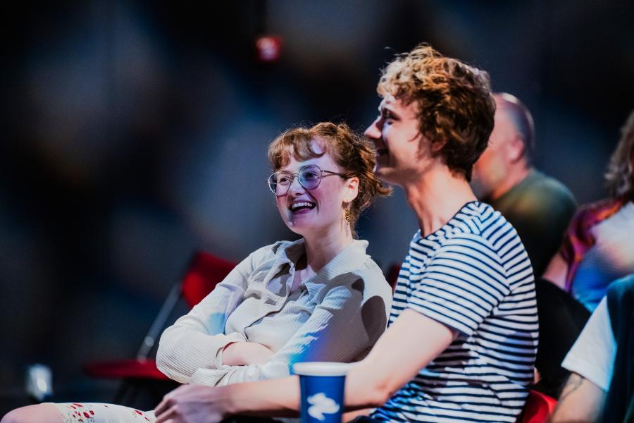 Mennesker i biografen til Musicalens Folkemøde