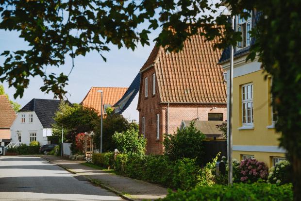 Villavej med murermesterhuse